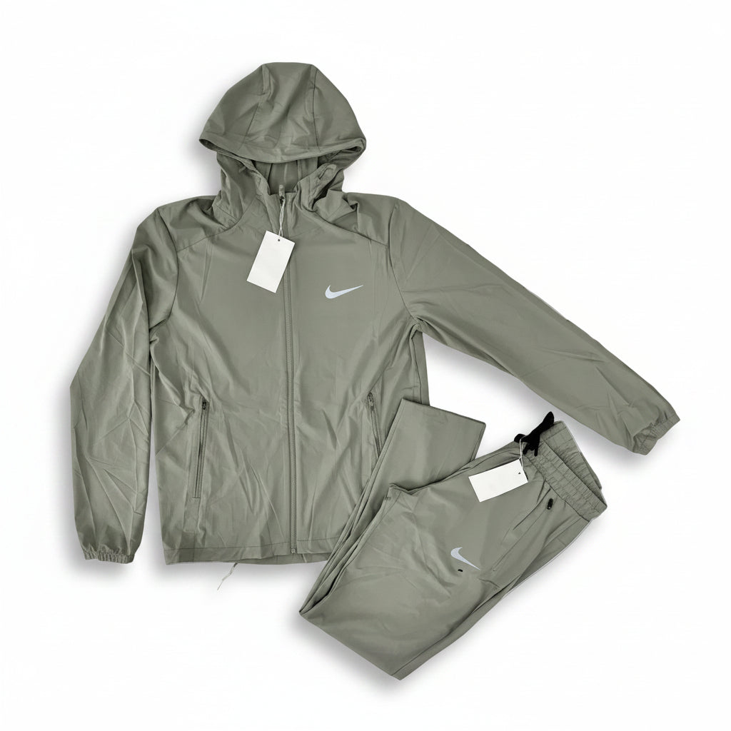 CONJUNTO NIKE DRIFIT PREMIUM