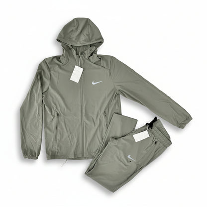 CONJUNTO NIKE DRIFIT PREMIUM